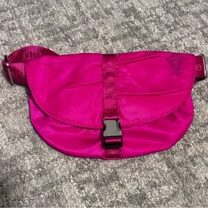 Ivivva Lululemon Athletica Hot Pink Belt Bag Everywhere Pouch